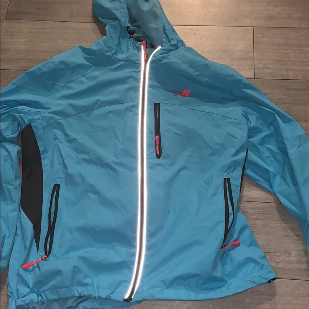 New balance wind breaker